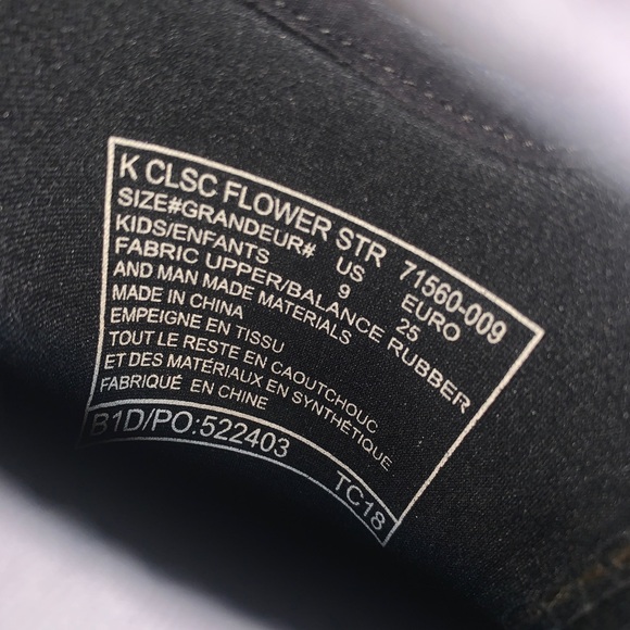 Loved size 9 Bogs - Picture 8 of 10